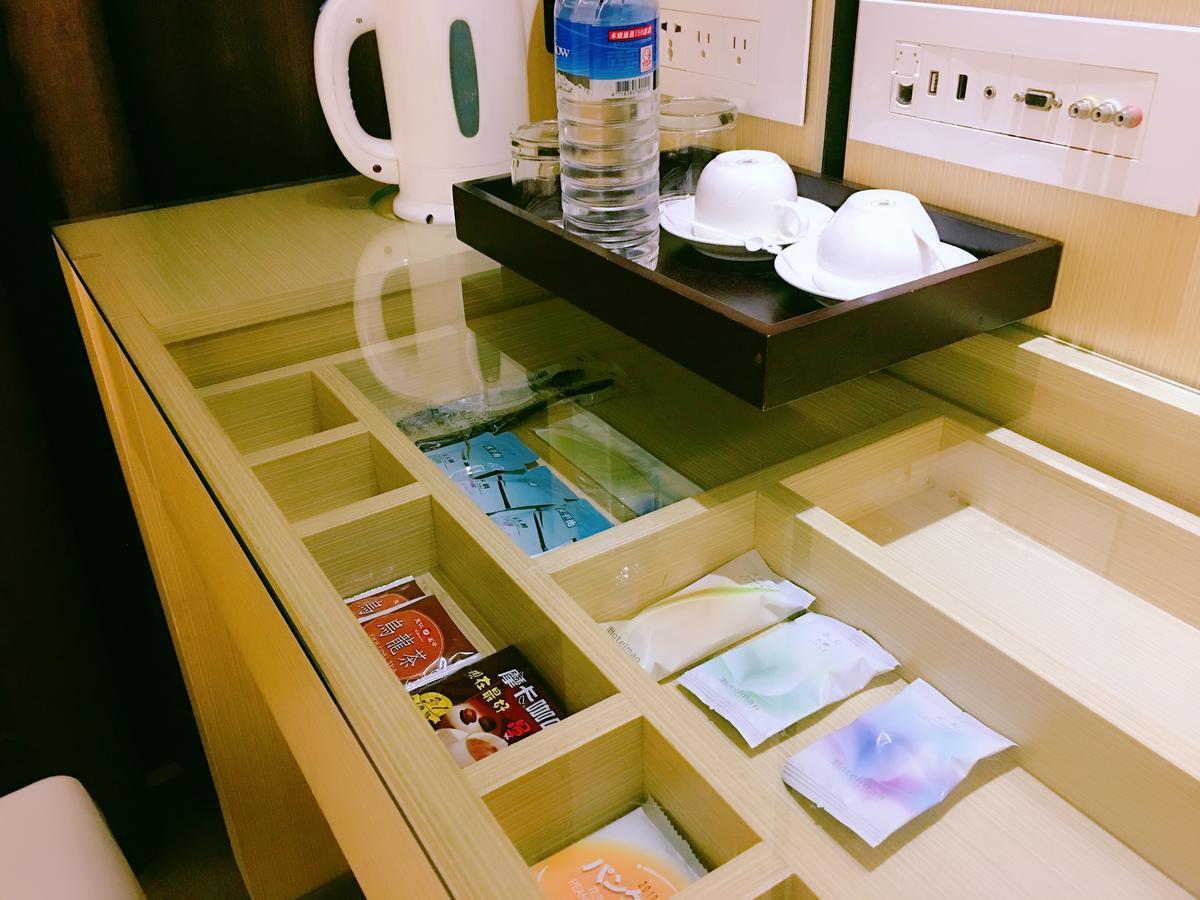 Meng Qi Hotel ไทเป ภายนอก รูปภาพ